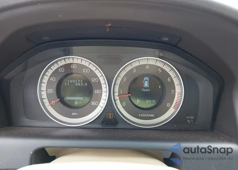 2013 Volvo Xc60 T6 z USA, uszkodzony, nr VIN YV4902DZ7D2445662